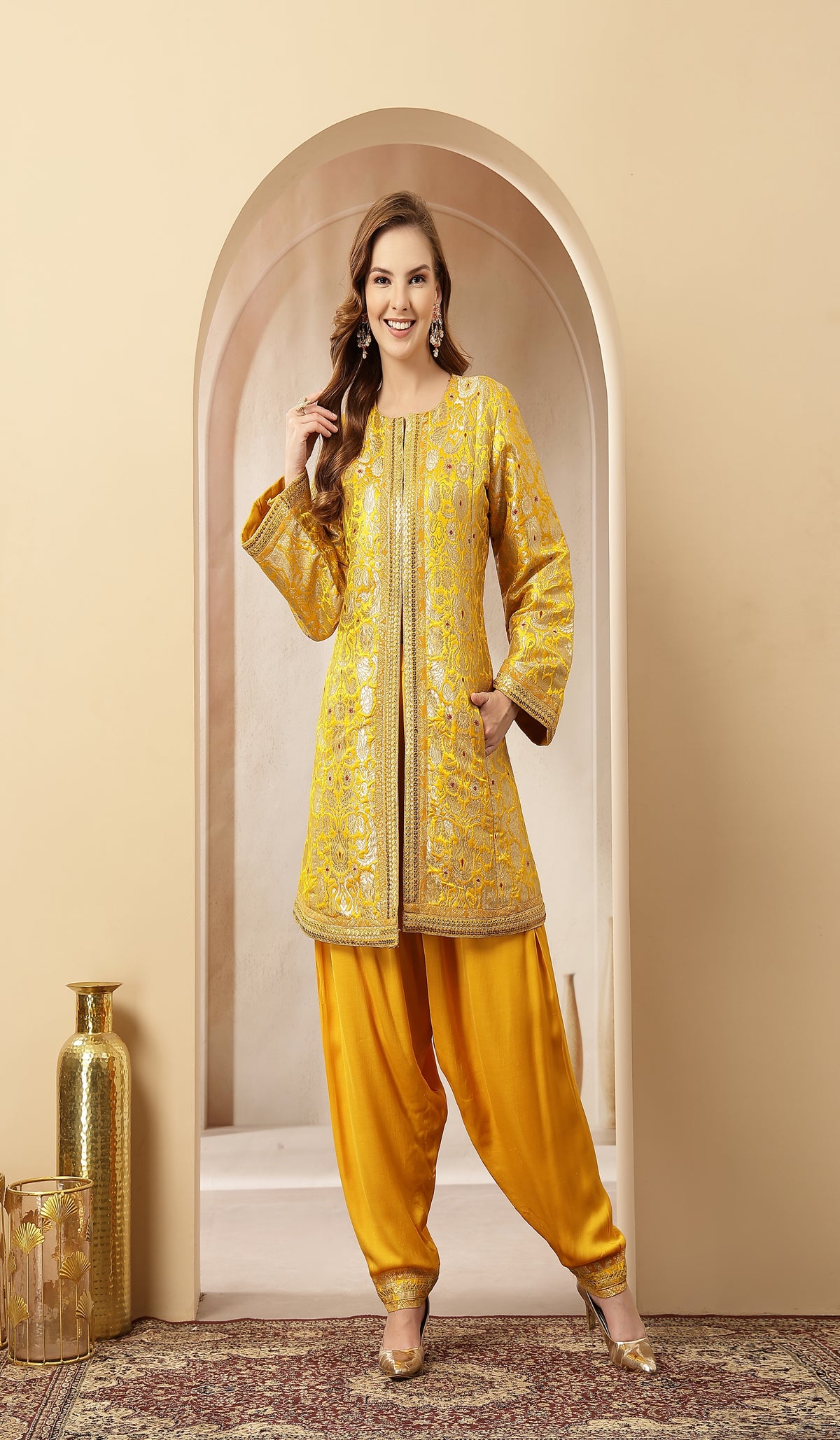 Sunehri Nazakat-Short Jacket-Style Kurta Is Crafted In Rich Silk Fabric
